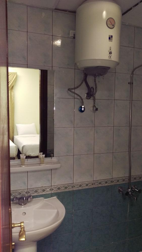 Hotel Al Nosour Al Zahabi 3*